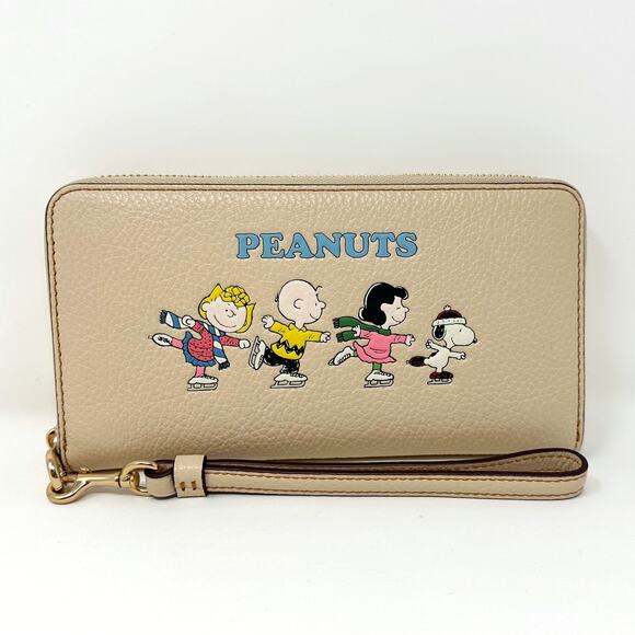 Coach X Peanuts Long Zip Around Wallet With Snoopy And Friends Motif Ivory CF219 - Picture 1 of 7